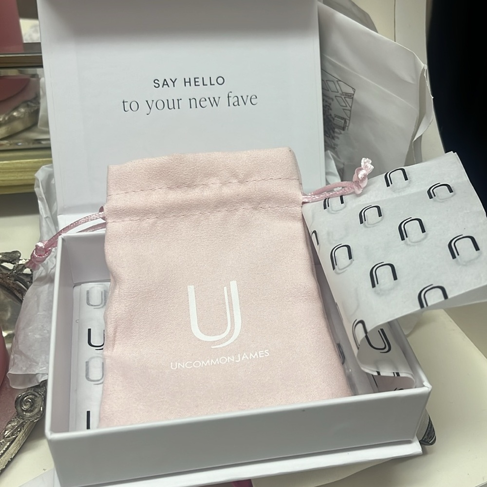 Uncommon James Call Me Hoop earrings - Picture 6 of 6